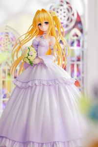 To Love-Ru Darkness PVC Statue 1/7 Golden Darkness Wedding Dress Ver. 23 cm Kadokawa