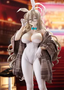 Blue Archive PVC Statue 1/7 Akane Murokasa (Bunny Girl) 30 cm Max Factory