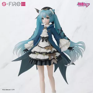 Hatsune Miku Series PVC Statue Miku Autumn Outing 22 cm Sega