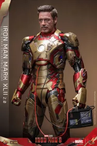 Iron Man 3 Movie Masterpiece Diecast Action Figure 1/6 Iron Man Mark XLII (2.0) 32 cm Hot Toys