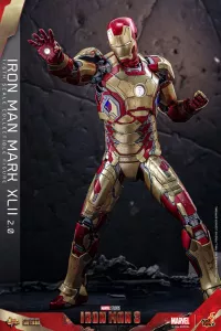 Iron Man 3 Movie Masterpiece Diecast Action Figure 1/6 Iron Man Mark XLII (2.0) 32 cm Hot Toys