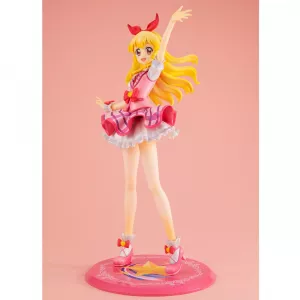 Aikatsu! Lucrea PVC Statue Ichigo Hoshimiya 10th Story Starway to the future 22 cm Megahouse