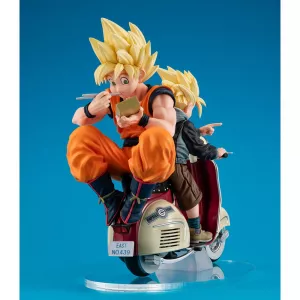 Dragonball Z 05 Desktop Real McCoy PVC Diorama Super Saiyan Son Goku & Super Saiyan Son Gohan & Motorbike 16 cm Megahouse