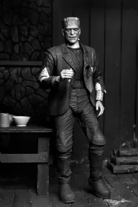 Universal Monsters Action Figure Ultimate Frankenstein's Monster (Bride of Frankenstein) (B&W) 18 cm NECA